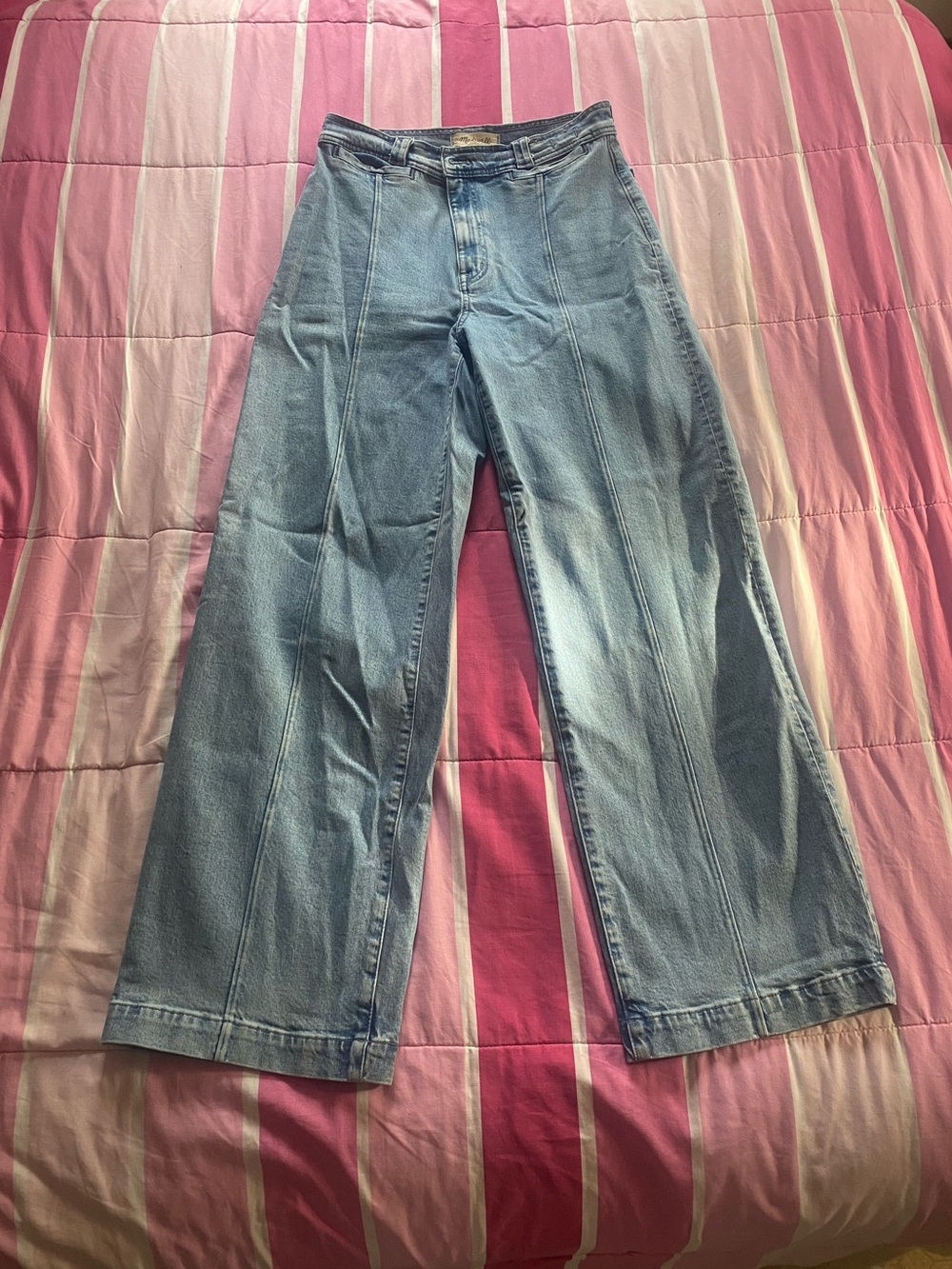 Madewell The Perfect Vintage Pintuck High Waist Wide Leg Jeans - Picture 4 of 9